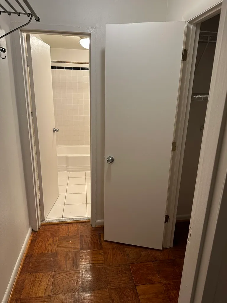 Studio, 389 sqft, $1,500 — Photo 1