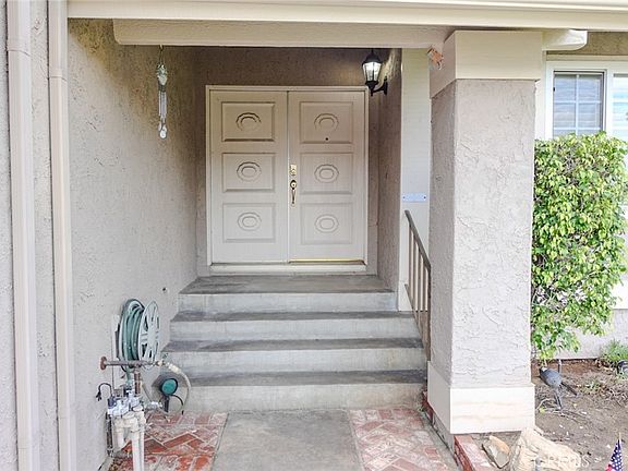 5th image of 937 Bristol Rd