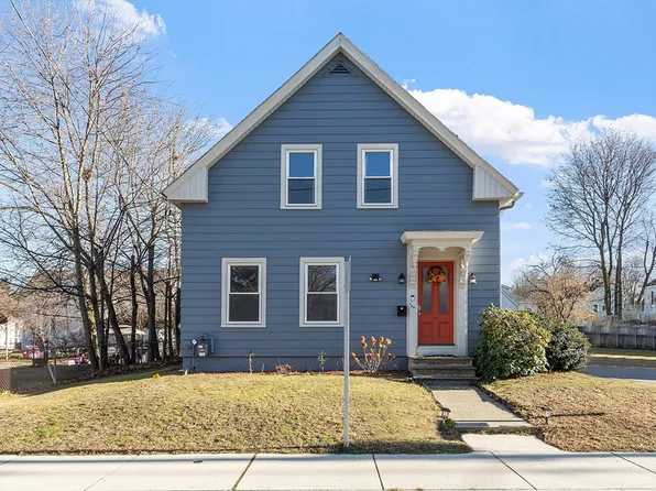 459 High St, Clinton, MA 01510