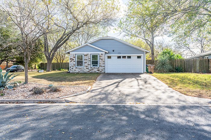 1st image of 2701 Holly Springs Ct