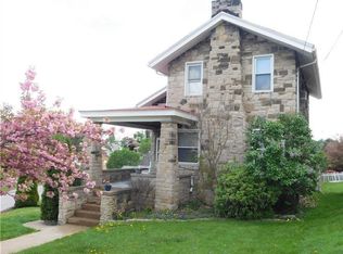 2303 Beaufort Ave, Pittsburgh, PA
