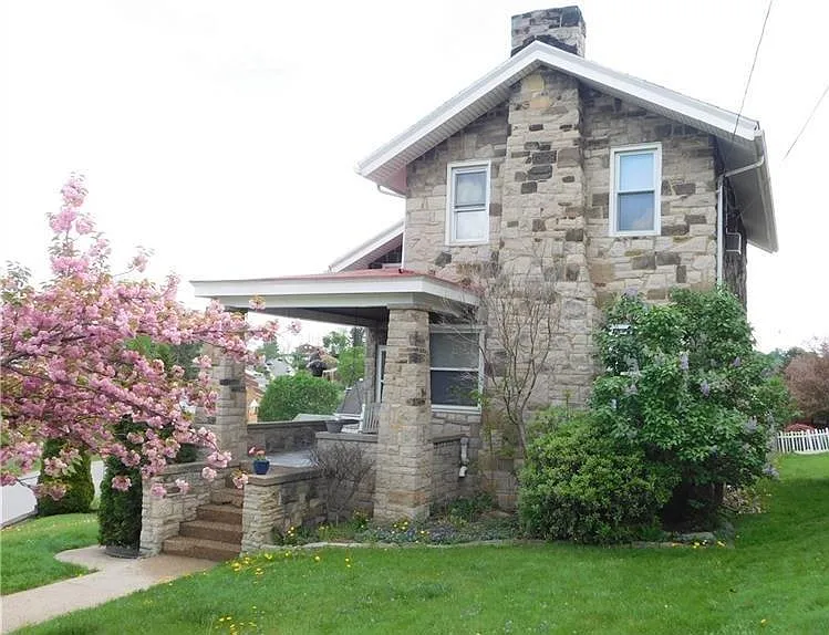 2303 Beaufort Ave photo 1