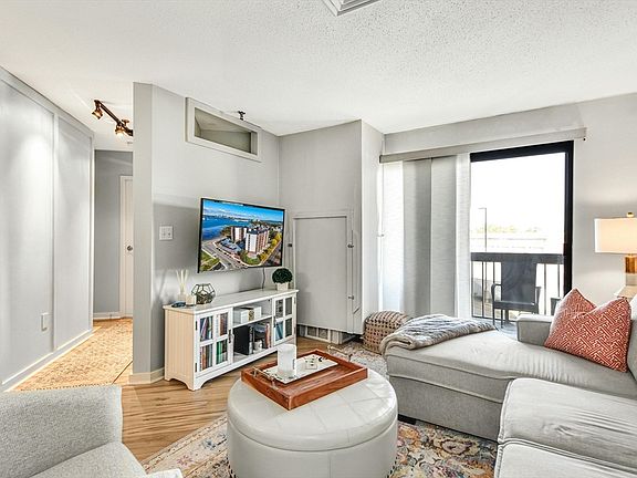 5th image of 90 Quincy Shore Dr APT 111