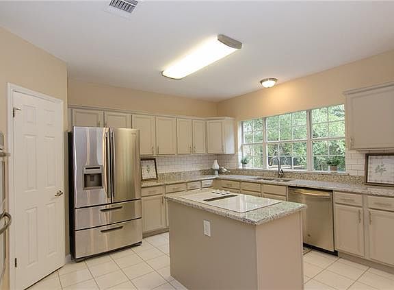5th image of 309 Parque Vista Dr