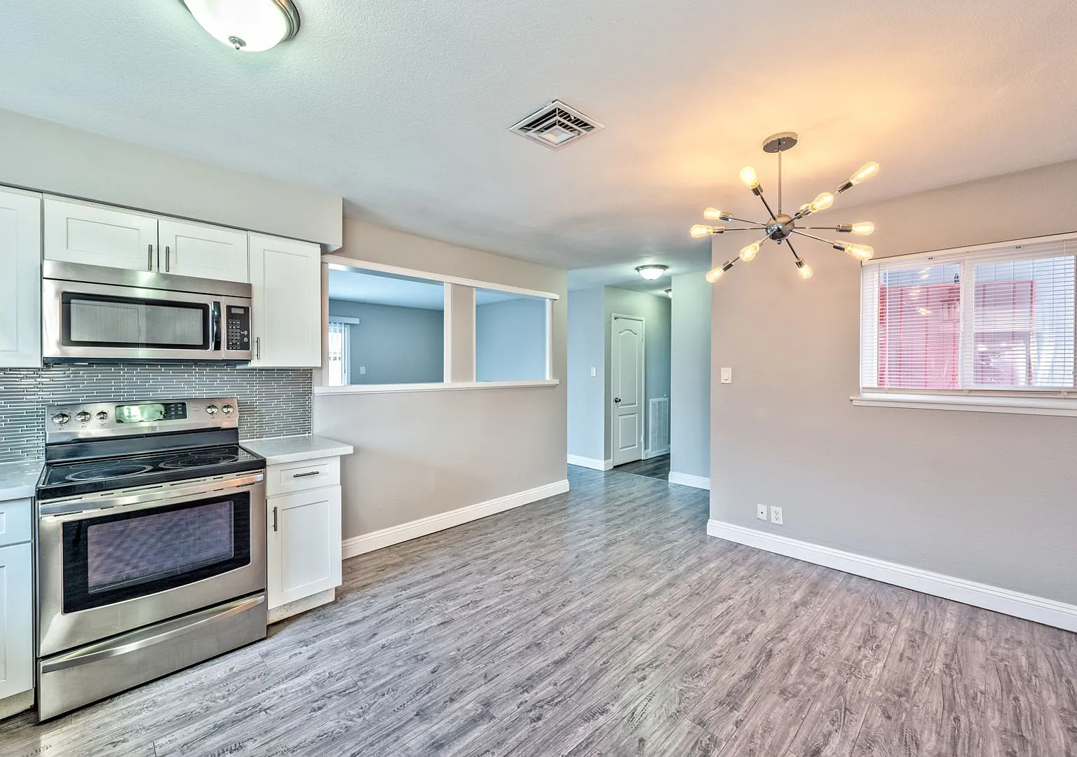 4421 Hillcrest Avenue, Las Vegas, Nevada 89102 — Photo 2
