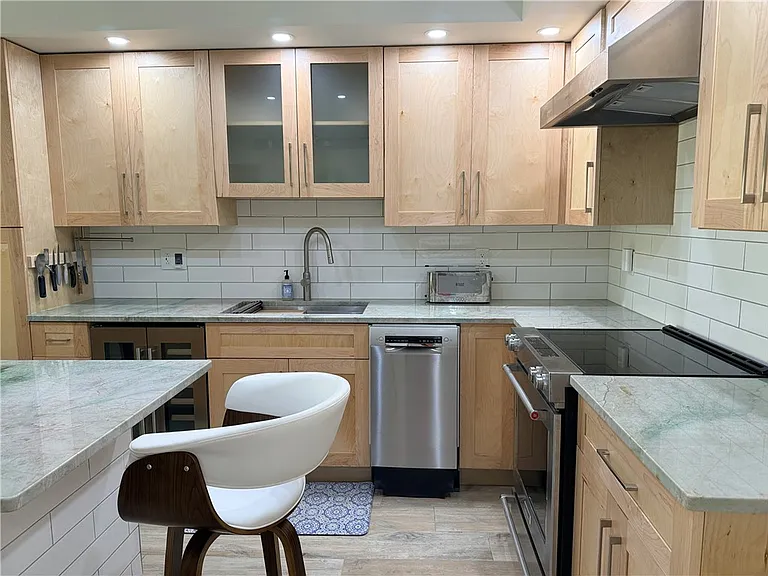 1825 Cobia Dr #103H — Photo 3