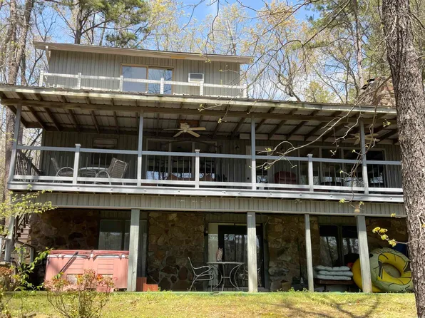 760 Twin Coves Cir, Greers Ferry, AR 72067