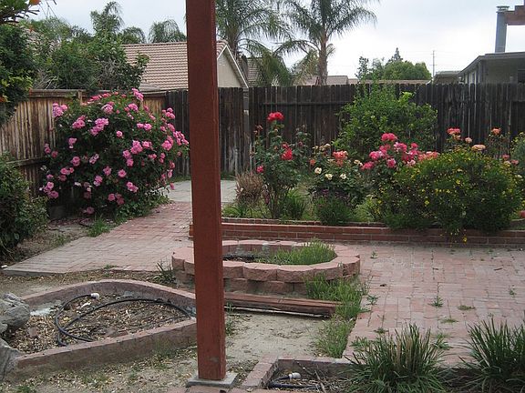 2nd image of 1939 Hooper Dr