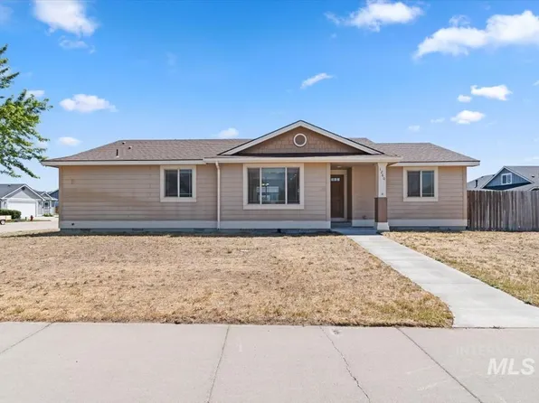 1260 SW Rolling Hills Ave, Mountain Home, ID 83647
