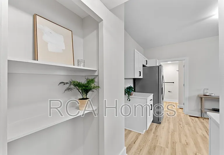 20 N Gray St — Photo 12