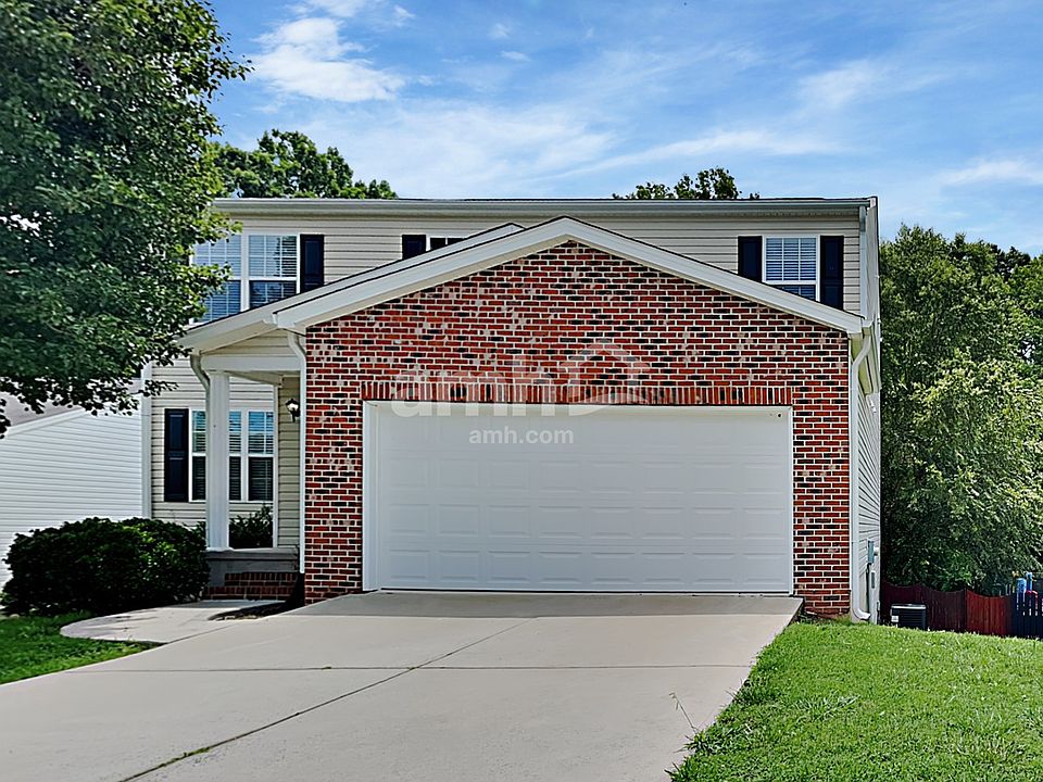 1st image of 211 Calla Lilly Ln