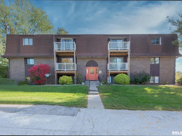 1299 48th Ave APT 11, East Moline, IL 61244