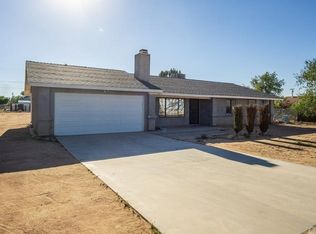 14638 Central Rd, Apple Valley, CA 92307