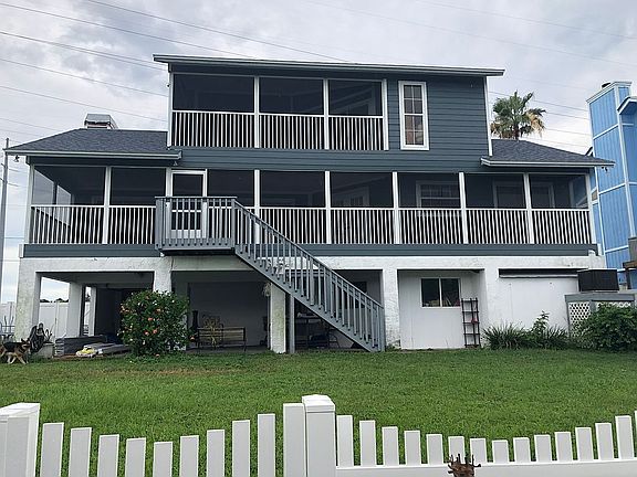 3rd image of 9909 Bay Dr