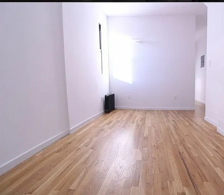 Rented by Cheskel Meisels, LREB | media 24