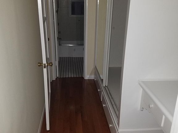 5th image of 2040 S Beverly Glen Blvd #4