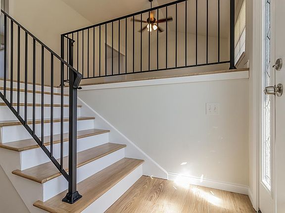 4th image of 8307 Harvest Oak Ln