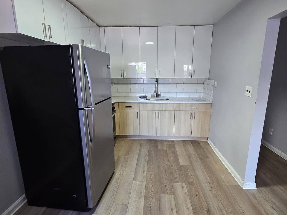 1st image of 164 Stegman St #1R