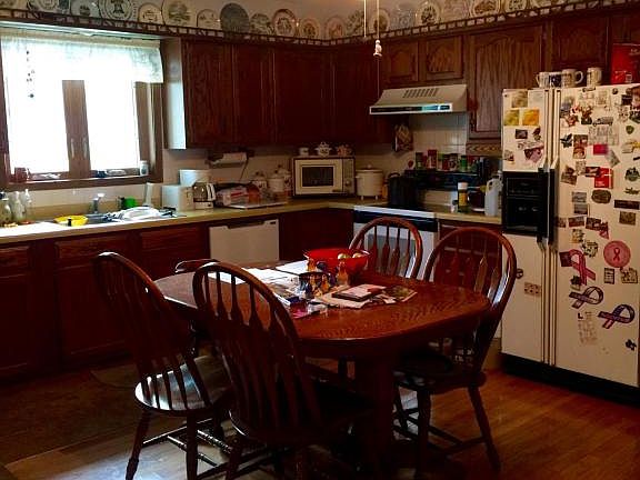 5th image of 129 Poulson Ave