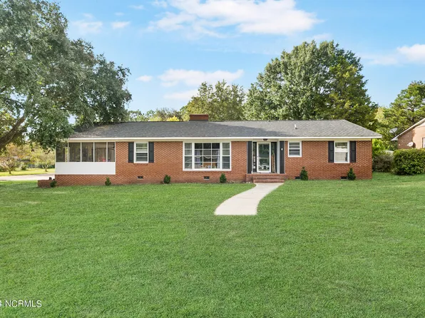 106 Mclean Street, Hamlet, NC 28345