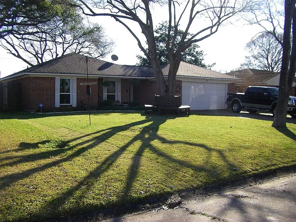 1st image of 2103 Kingsway Dr