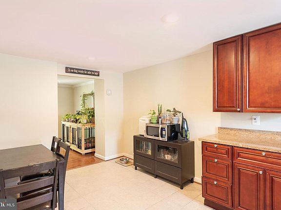 3rd image of 3304 Tidewater Ct #A-3