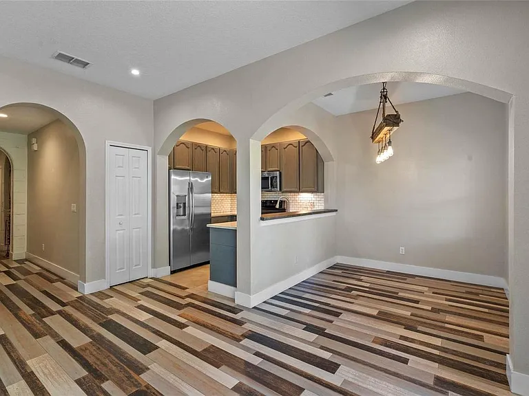 11829 Great Commission Way — Photo 2