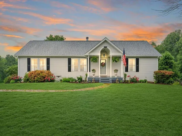 640 Morewood Rd, Hardy, VA 24101