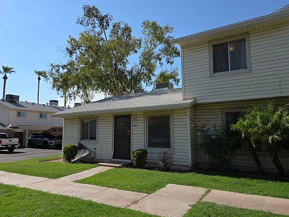 2nd image of 1207 E Minton Dr