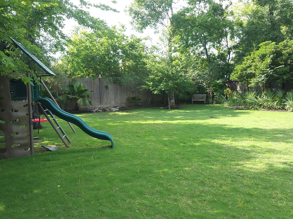 1st image of 9010 Cliffwood Dr