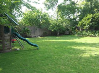 9010 Cliffwood Dr, Houston, TX 77096