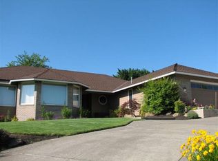 3941 Southview Ter, Medford, OR 97504