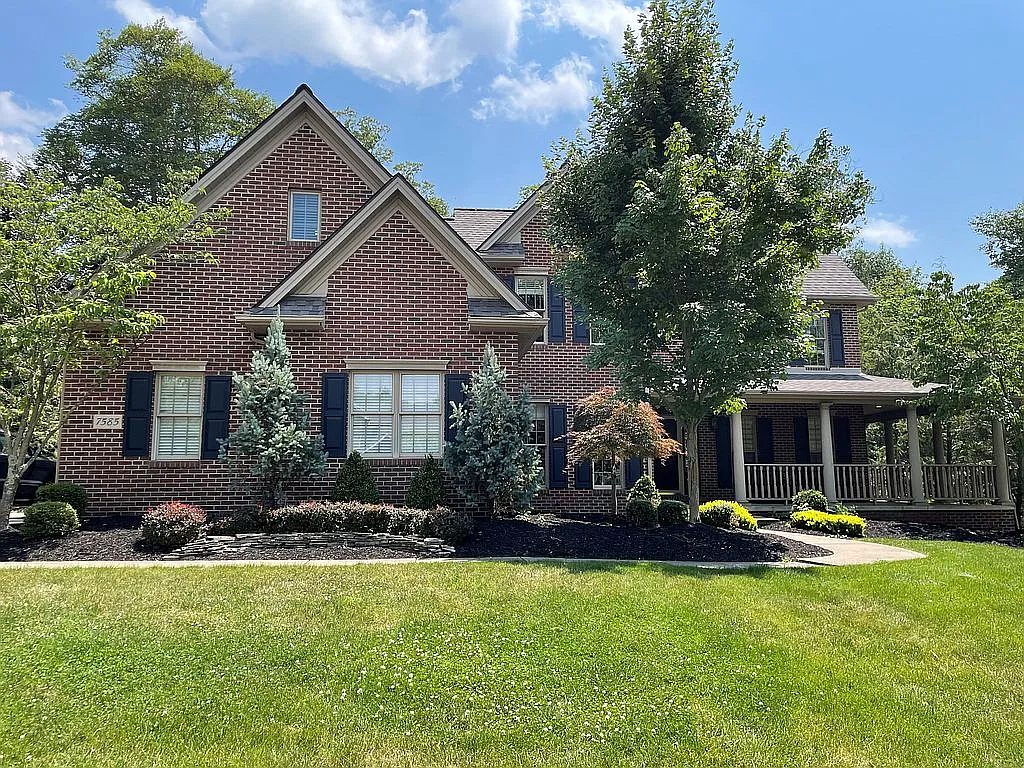7585 Harley Hills Dr photo 1
