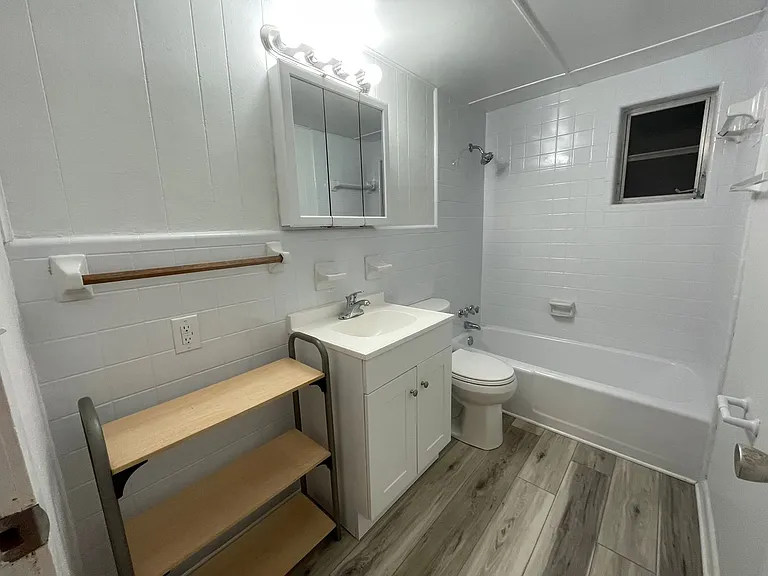 732 S Johnson Ave — Photo 3