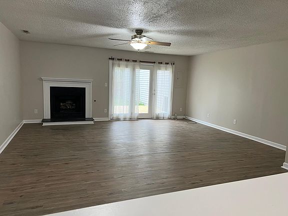 2nd image of 5125 Glenwood Way