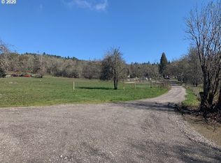 1560 Elgarose Rd, Roseburg, OR 97471