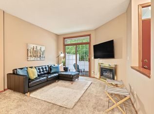 8399 Kimball Dr, Eden Prairie, MN 55347