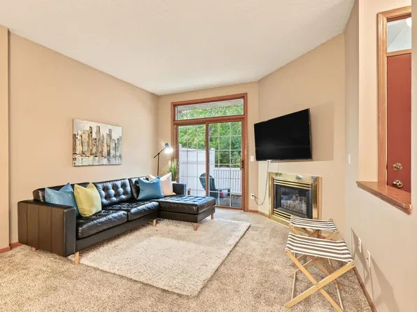 8399 Kimball Dr, Eden Prairie, MN 55347
