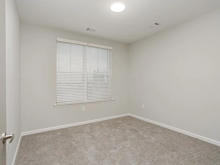 Dickson Flats — Photo 20