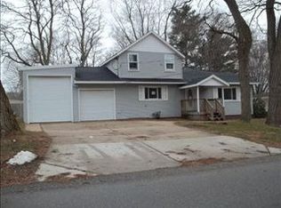 515 Forrest St, Wayland, MI 49348