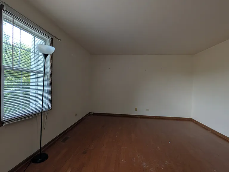 410 Orleans Ave — Photo 19