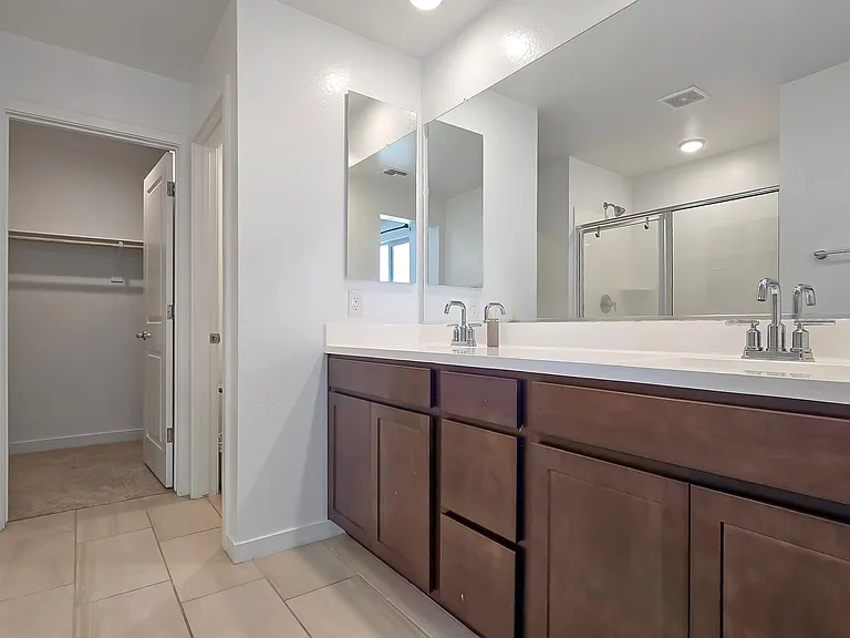 3349 S 179th Dr — Photo 15