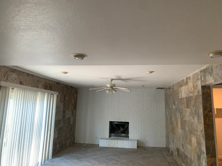 25181 Campus Dr — Photo 6