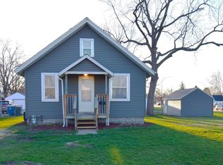 1135 Evergreen Ave, Waterloo, IA 50701