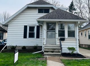 1219 W Barnes Ave, Lansing, MI 48910