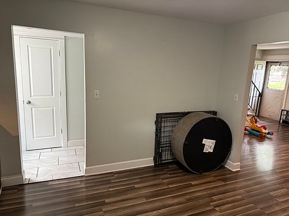 Kitchen & Entry to Laundry Room
