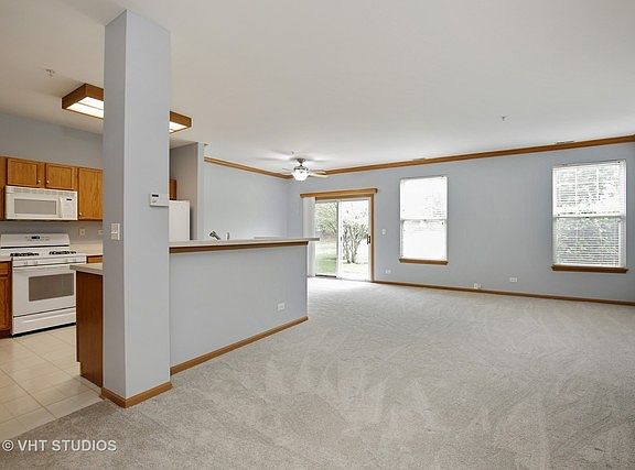 3rd image of 85 Johnson Ct