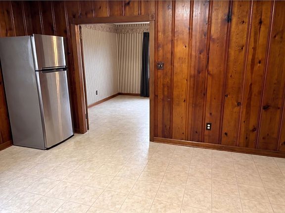 5th image of 1820 Glover Store Rd