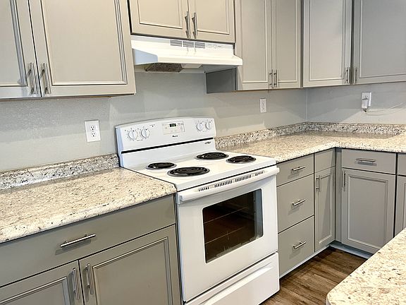 2nd image of 610 H St NW