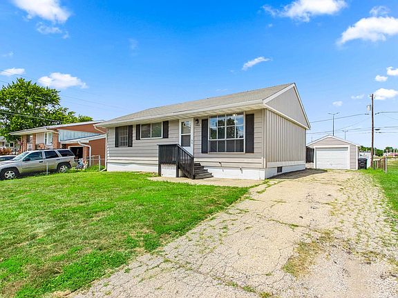 2nd image of 2282 Knollaire Dr